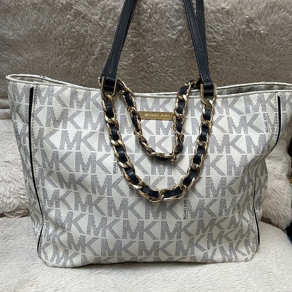 Michael Kors bag